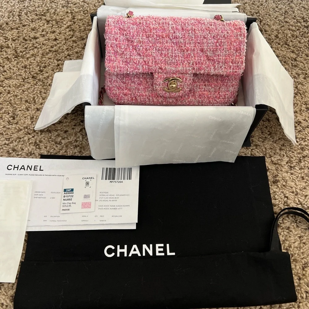 Chanel mini flap